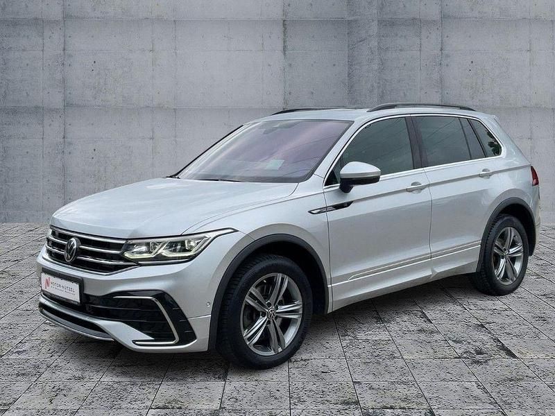 Gebraucht VW Tiguan R-line 190 PS (139 kW) 2022 Silber SUV