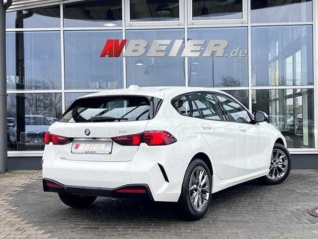 Gebraucht BMW 120 156 PS (114 kW) 2024 Alpinweiss iii Kleinwagen
