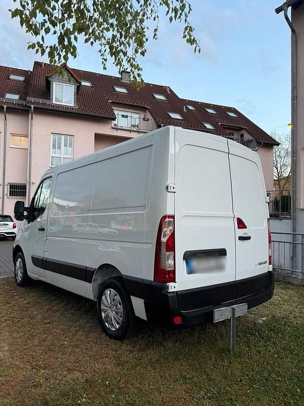 Second-hand Renault Master 110 CP (80 kW) 2011 Alb
