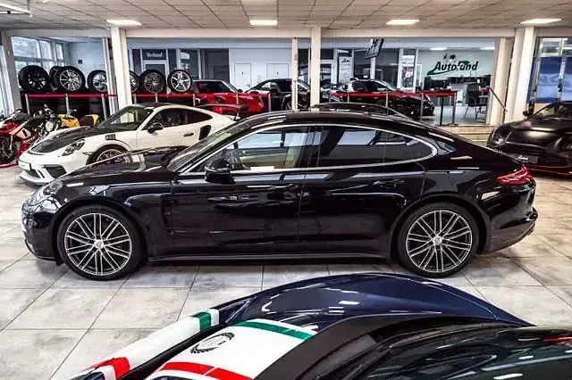 Gebraucht Porsche Panamera 4S 441 PS (324 kW) 2017 Schwarz Kleinwagen