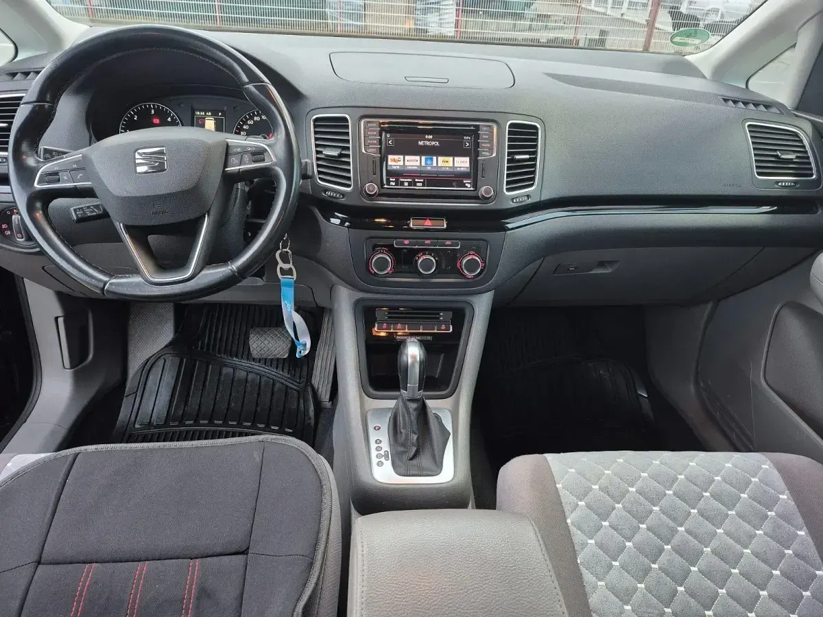 Gebraucht Seat Alhambra CONNECT 150 PS (110 kW) 2017 Schwarz Van / Kleinbus