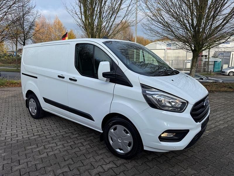 Gebraucht Ford Transit Custom 170 PS (125 kW) 2022 Weiß Van / Kleinbus