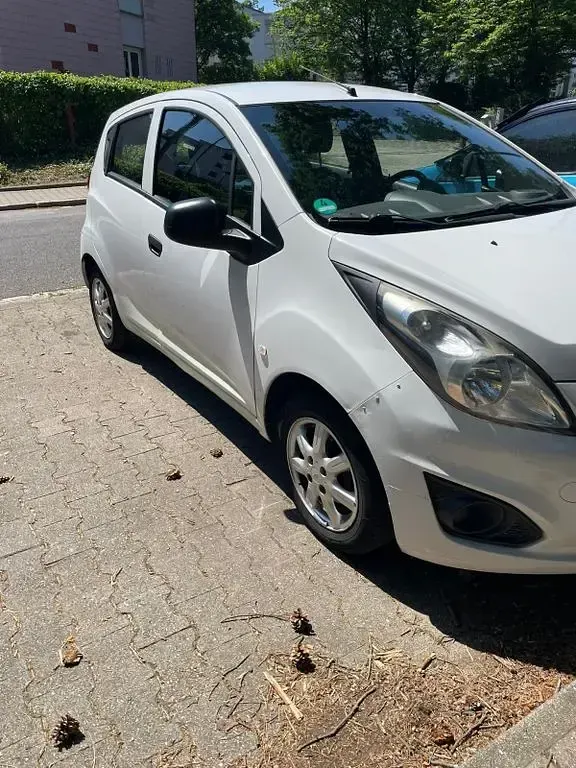 Gebraucht Chevrolet Spark LS 68 PS (50 kW) 2013 Weiß Kleinwagen