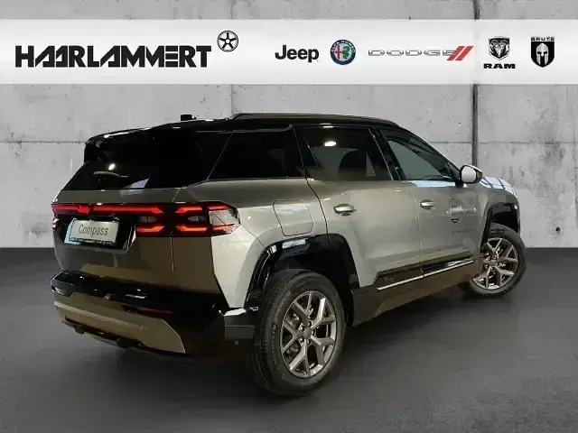 Nouvelle Jeep Compass 146 ch (107 kW) 2026 Gris SUV