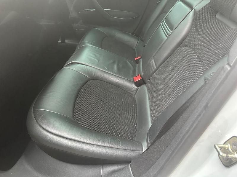 Gebraucht Citroën C5 163 PS (119 kW) 2012 Weiß Kombi