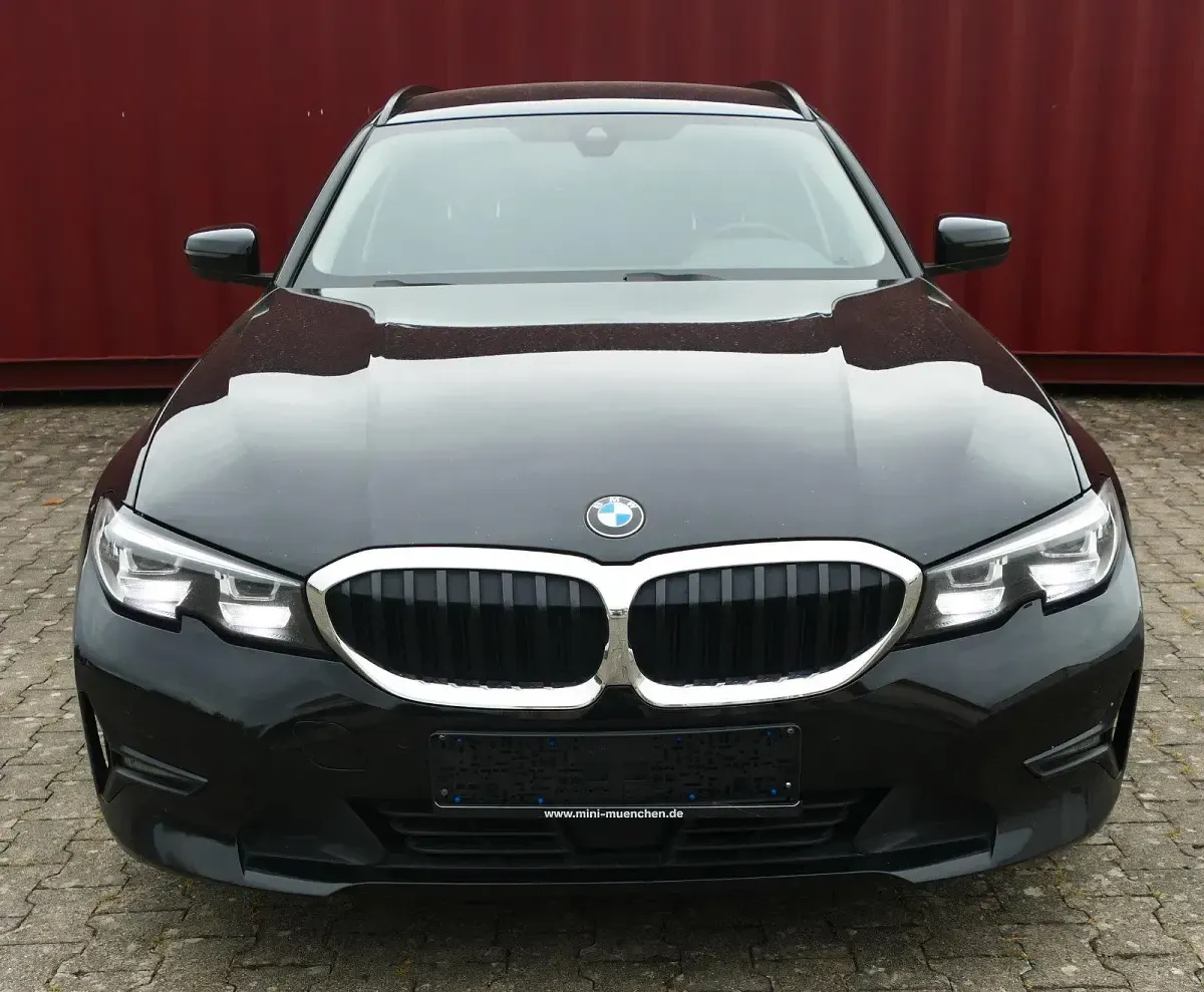 Gebraucht BMW 318 Advantage 150 PS (110 kW) 2022 Schwarz Kombi