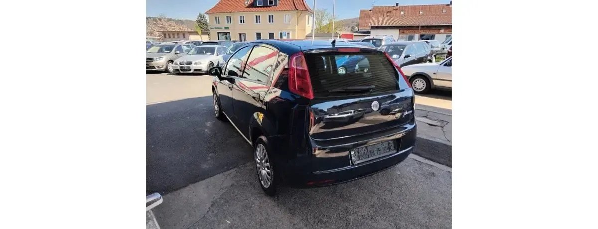 Gebraucht Fiat Punto 65 PS (47 kW) 2009 Blau Kleinwagen
