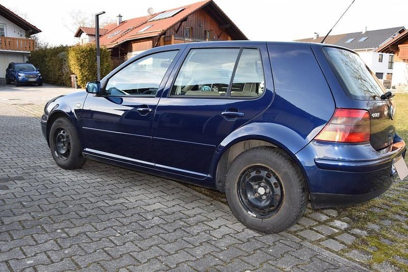 Gebraucht VW Golf III 100 PS (73 kW) 1999 Blau Limousine