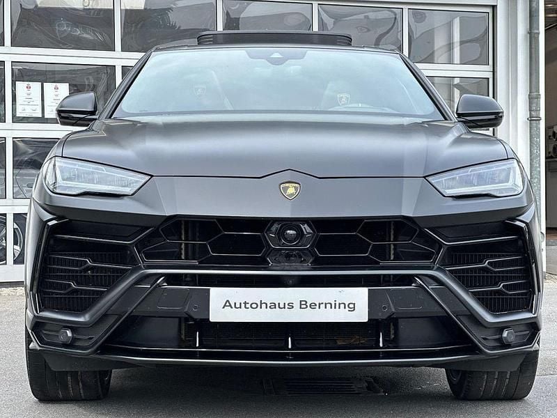 Second-hand Lamborghini Urus 650 CP (478 kW) 2022 Negru SUV