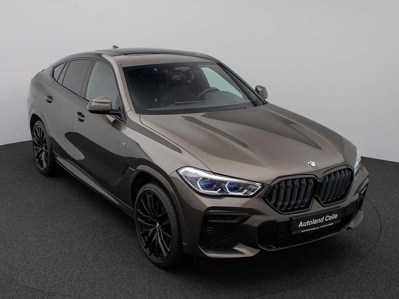Gebraucht BMW X6 M 530 PS (389 kW) 2022 Manhatten  c3d SUV