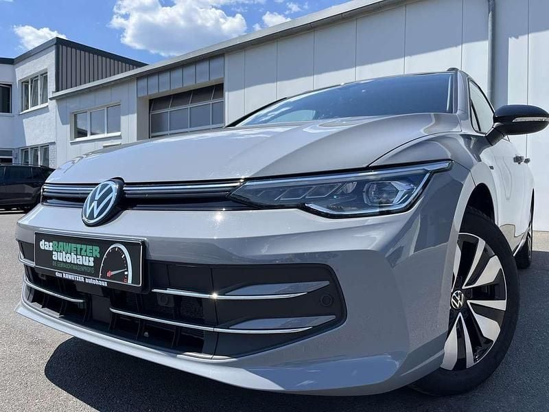 Grau Gebraucht 2024 VW Golf VIII Goal Kombi | 24.860 € (Superpreis) - Bild 1/4