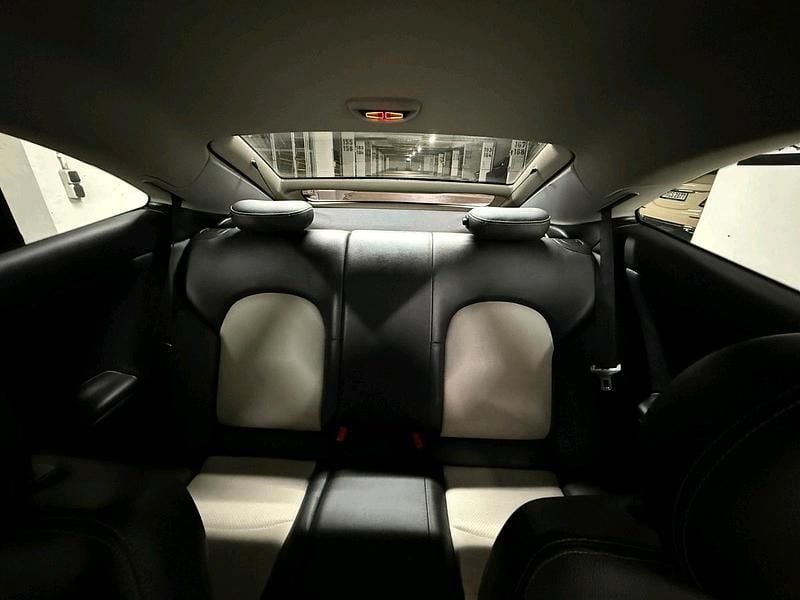 Schwarz Gebraucht 2006 Mercedes C230 Coupé | 6.000 € (Teuer) - Bild 1/4