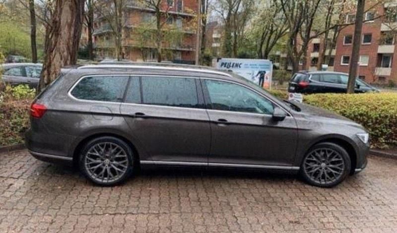 Gebraucht VW Passat Highline 190 PS (139 kW) 2018 Braun Kombi