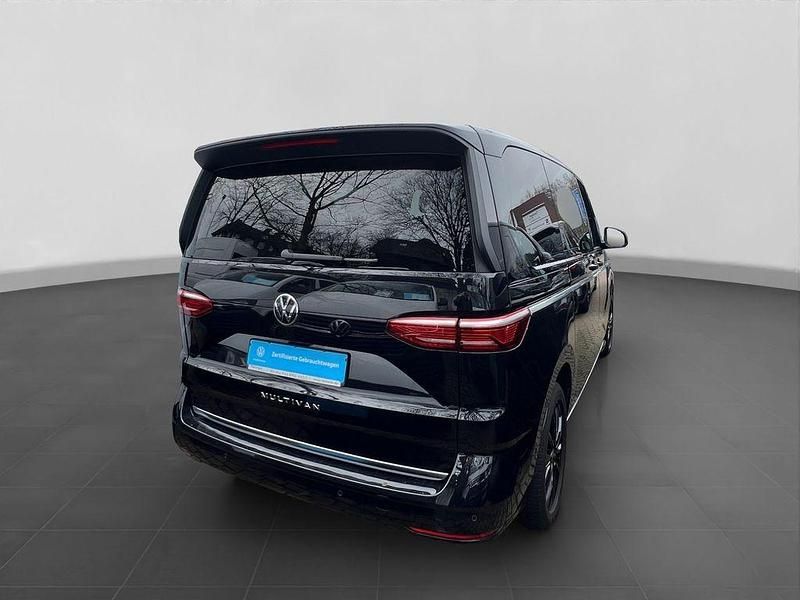 Gebraucht VW Multivan Style 150 PS (110 kW) 2025 Schwarz Van