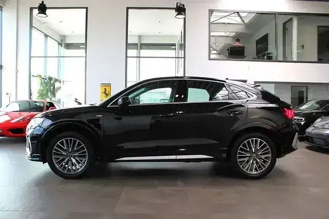 Gebraucht Audi Q3 Sportback S-Line 190 PS (139 kW) 2022 Schwarz SUV