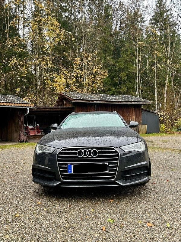 Gebraucht Audi A6 Ambiente 190 PS (139 kW) 2016 Grau Kombi