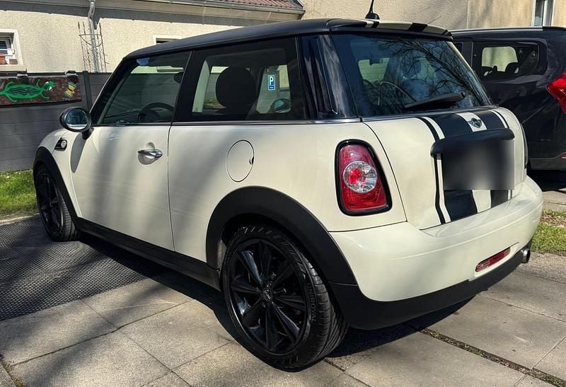 Second-hand Mini ONE 98 CP (72 kW) 2011 Alb Hatchback