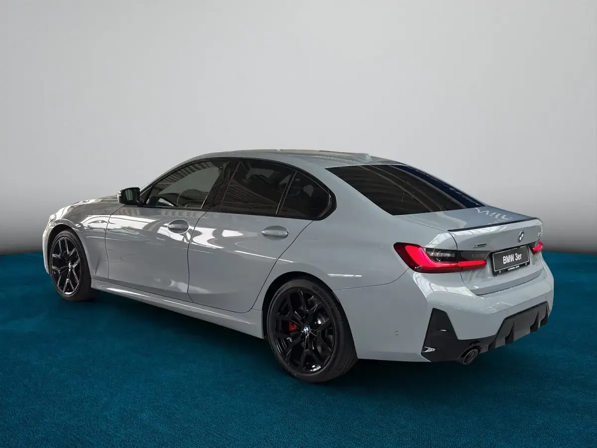 Neu BMW 320 Shadowline 190 PS (139 kW) 2025 Grau Limousine
