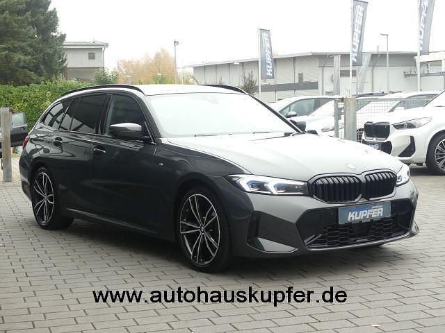 Gebraucht BMW 320 Performance 190 PS (139 kW) 2023 Grau Limousine