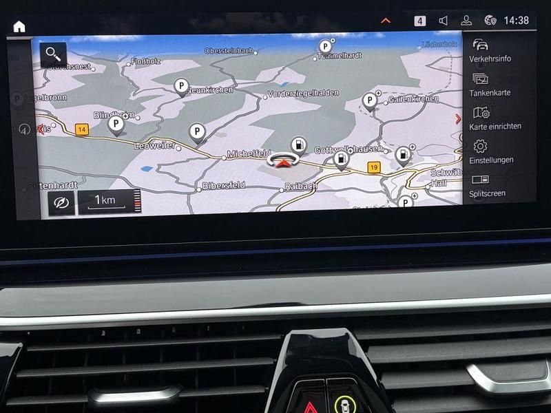 Gebraucht BMW M550 530 PS (389 kW) 2022 Carbon schwarz Limousine