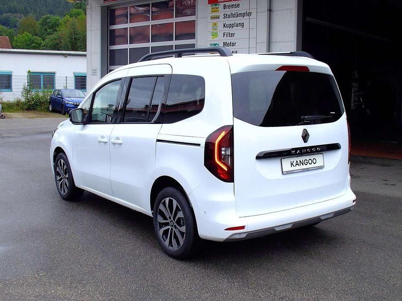 Neu Renault Kangoo Techno 131 PS (96 kW) 2025 Mineralweiß Van / Kleinbus