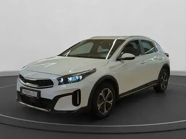 Gebraucht Kia XCeed 141 PS (103 kW) 2022 Weiß SUV