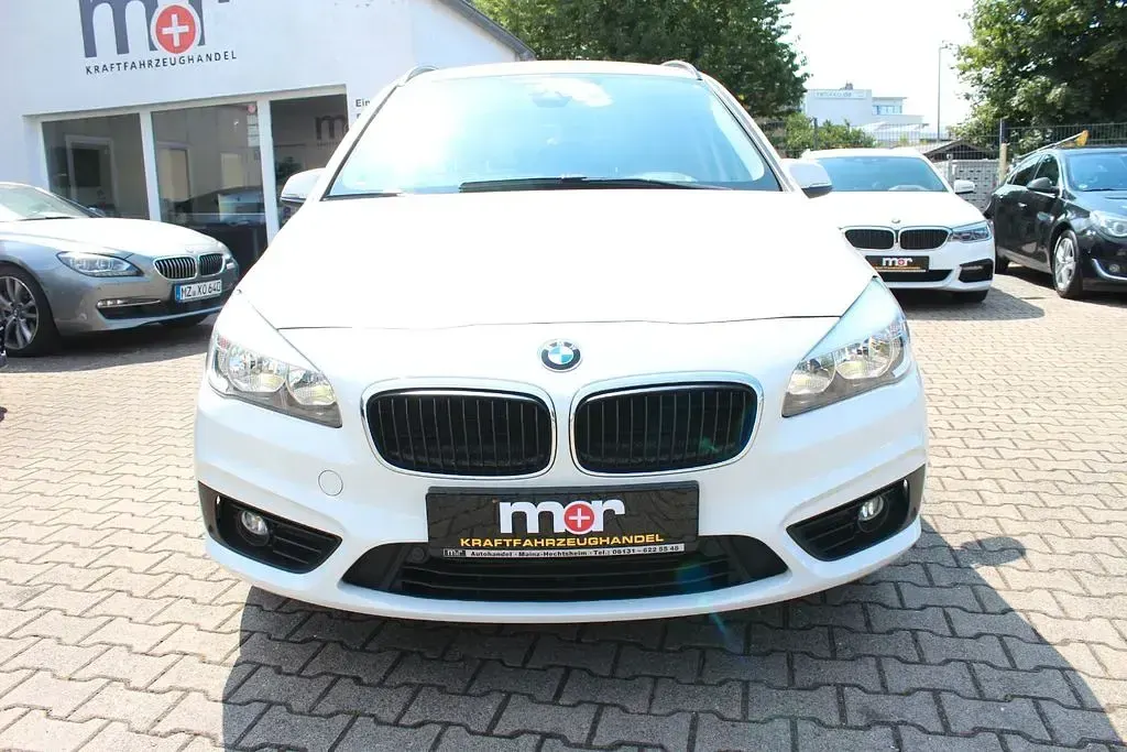 Gebraucht BMW 218 Advantage 136 PS (100 kW) 2016 Weiß Van / Kleinbus