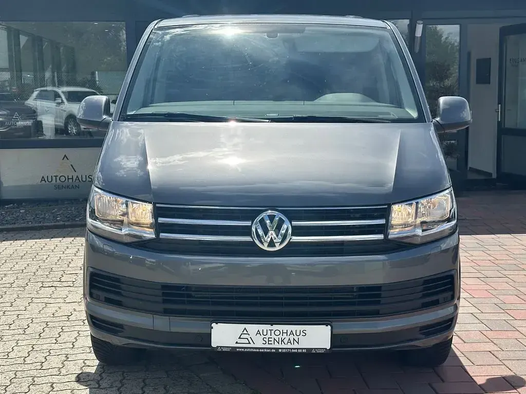 Gebraucht VW Multivan Comfortline 199 PS (146 kW) 2019 Grau Van / Kleinbus