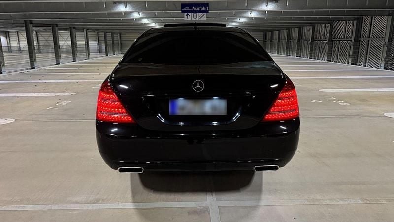 Gebraucht Mercedes S350 258 PS (189 kW) 2012 Schwarz Limousine
