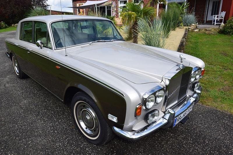 Usata Rolls Royce Silver Shadow 268 CV (197 kW) 1977 Verde Berlina