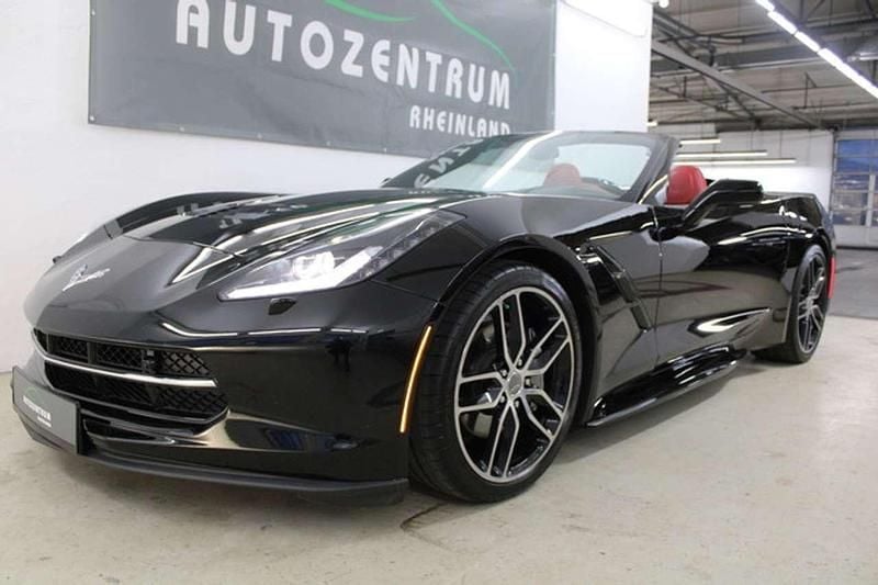 Second-hand Corvette Stingray 466 CP (342 kW) 2018 Negru Cabrio