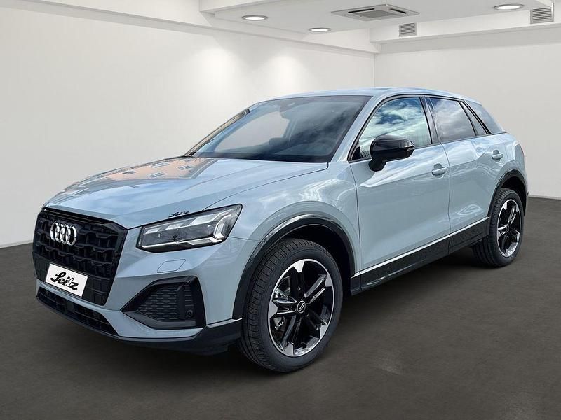Neu Audi Q2 Advanced Plus 150 PS (110 kW) 2026 Grau SUV