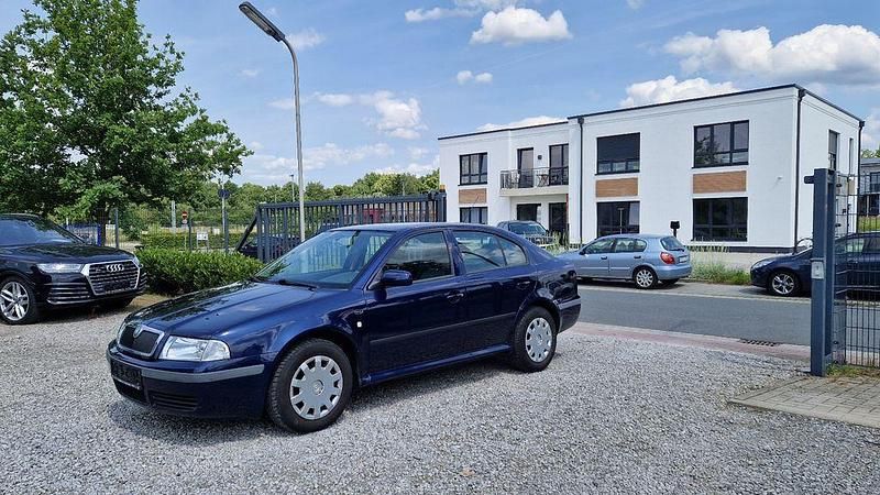 Gebraucht Skoda Octavia Ambiente 102 PS (75 kW) 2002 Blau Limousine
