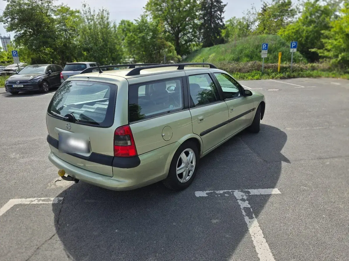 Gebraucht Opel Vectra 1997 Grün Kombi