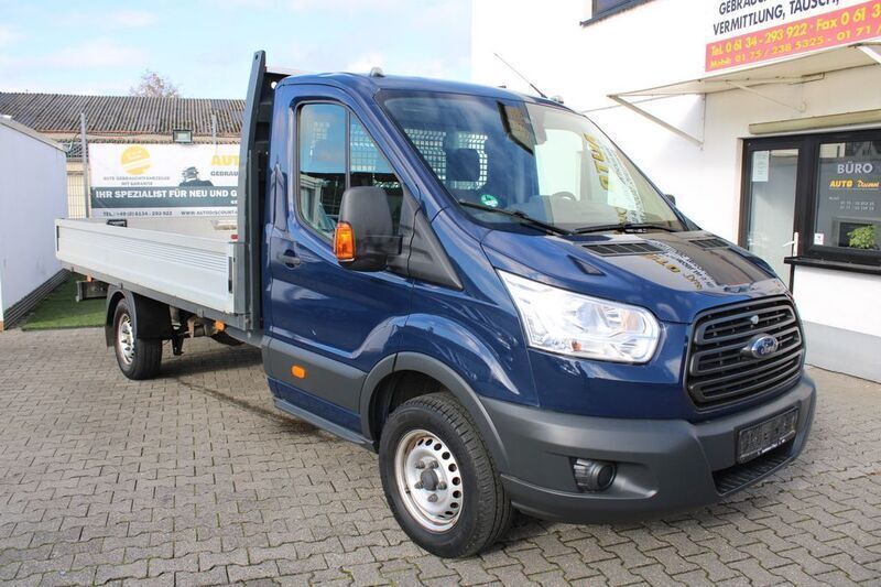 Blau Gebraucht 2016 Ford Transit Van / Kleinbus | 19.999 € (Teuer) - Bild 1/4
