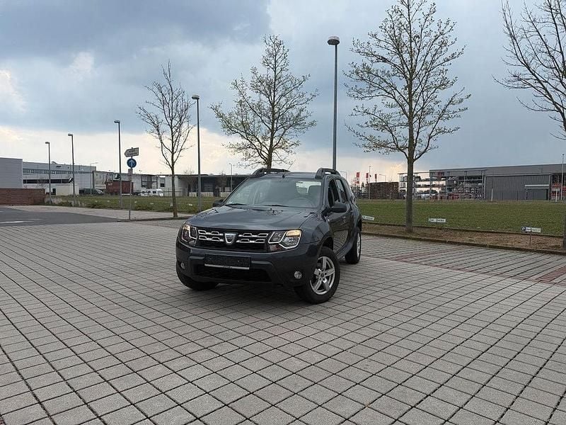 Gebraucht Dacia Duster Urban Explorer 109 PS (80 kW) 2015 Grau SUV