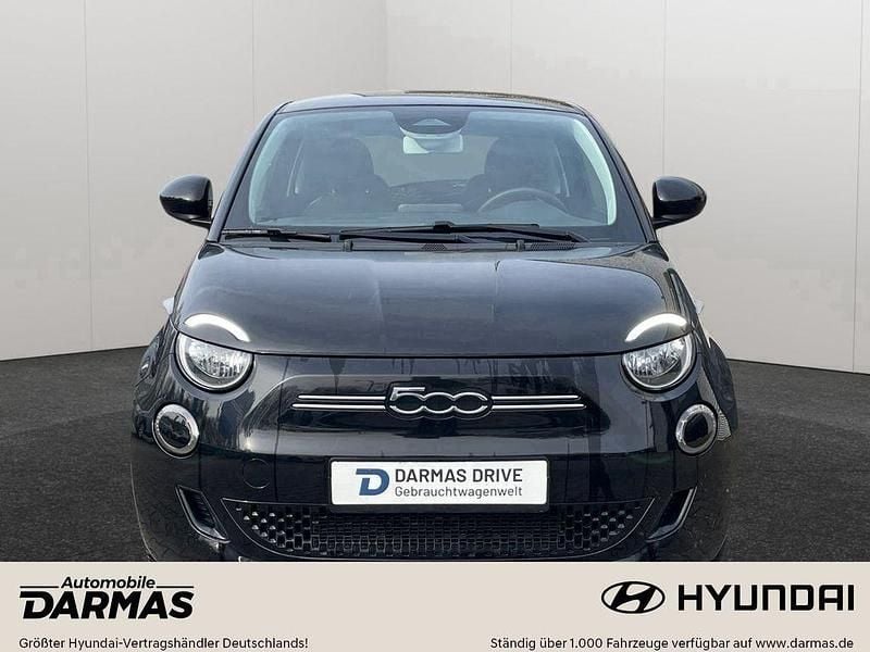Gebraucht Fiat 500e Action 69 kW (95 PS) 2022 Schwarz Kleinwagen