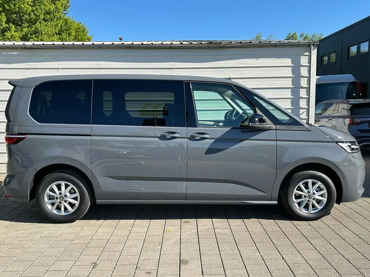 Neu VW T7 Business 150 PS (110 kW) 2026 Pure grey uni Van