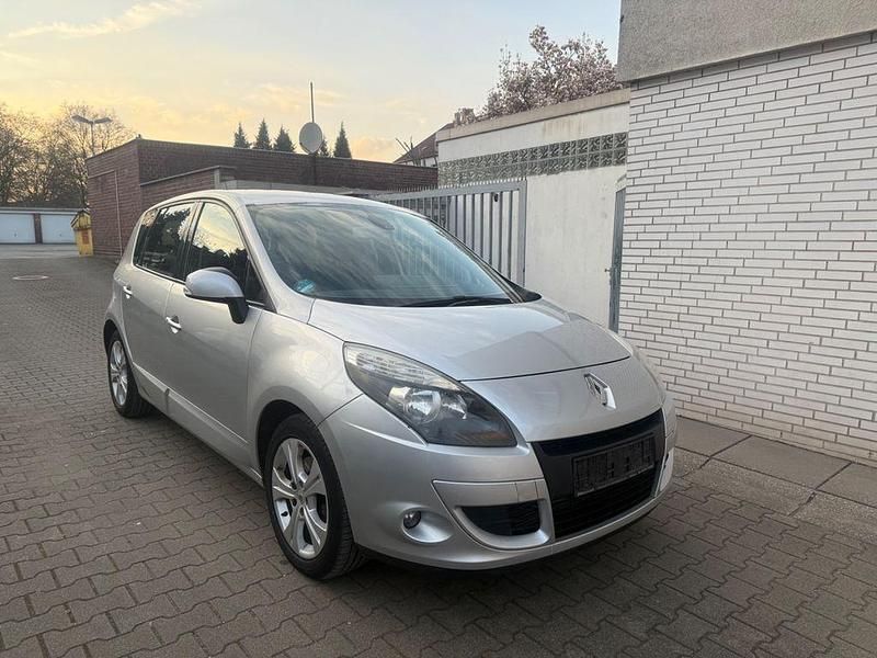 Gebraucht Renault Scénic III Dynamique 131 PS (96 kW) 2010 Grau Van / Kleinbus
