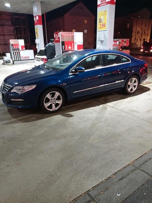 Blau Gebraucht 2010 VW CC Limousine | 5.500 € - Bild 1/4