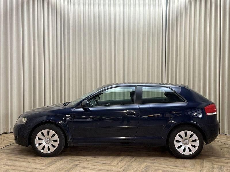 Gebraucht Audi A3 Ambiente 102 PS (75 kW) 2004 Blau Kleinwagen
