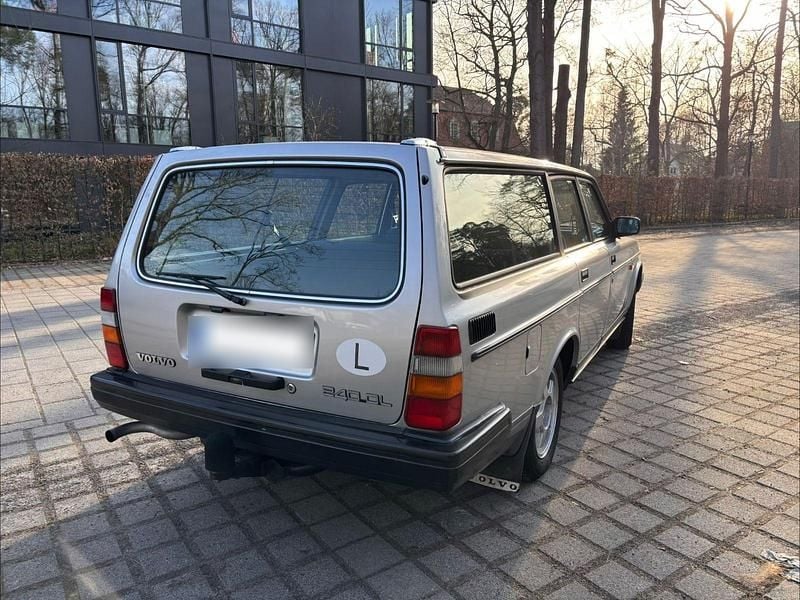 Gebraucht Volvo 240 101 PS (74 kW) 1986 Silber Kombi