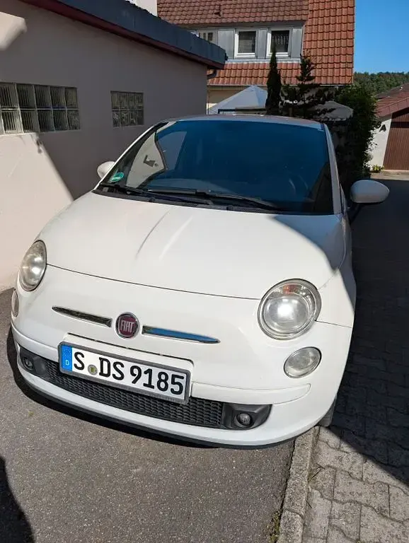 Gebraucht Fiat 500 Lounge 69 PS (50 kW) 2012 Weiß Kleinwagen