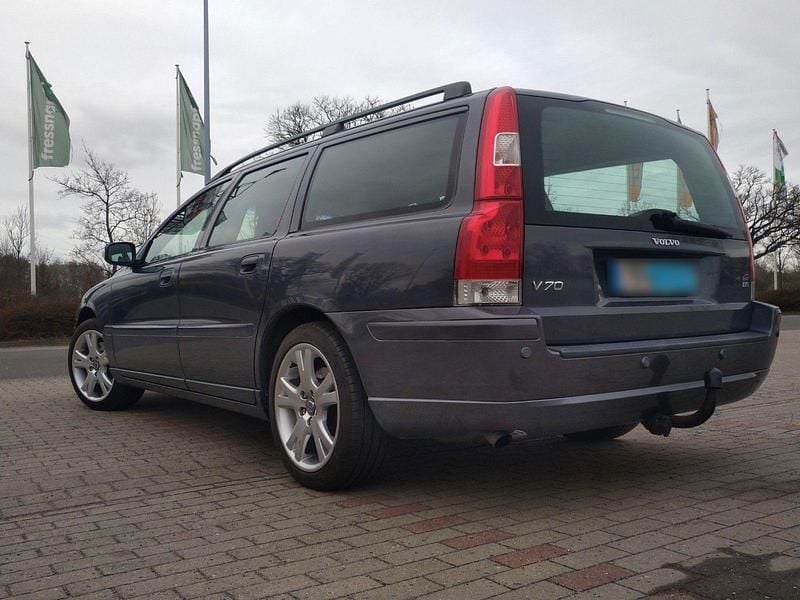 Gebraucht Volvo V70 185 PS (136 kW) 2007 Grau Kombi