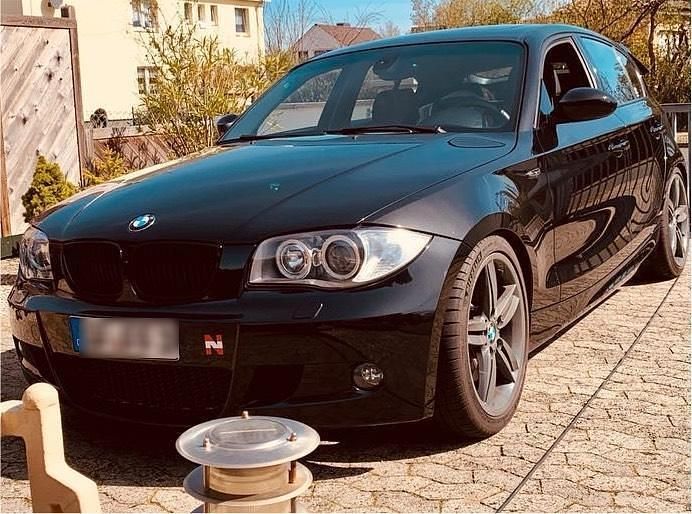 Schwarz Gebraucht 2006 BMW 130 Performance Kleinwagen | 8.200 € (Fairer Preis) - Bild 1/4