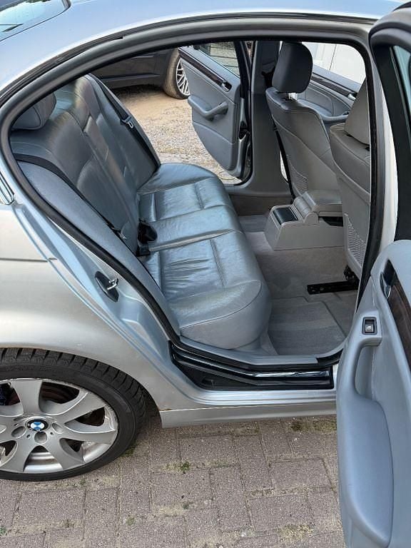 Gebraucht BMW 330 Performance 231 PS (169 kW) 2002 Silber Limousine