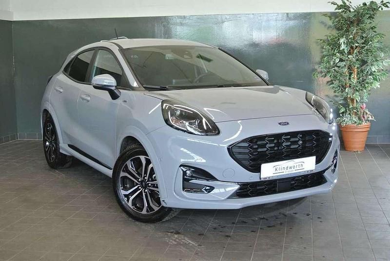 Second-hand Ford Puma ST-Line 125 CP (91 kW) 2024 Gri SUV