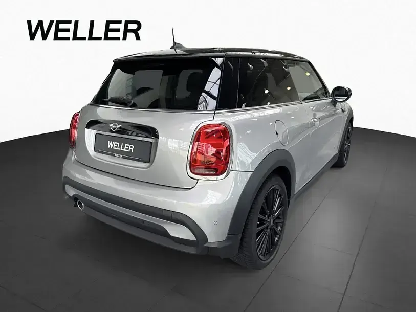 Gebraucht Mini Cooper 136 PS (100 kW) 2023 Melting silver iii (silber) Kleinwagen
