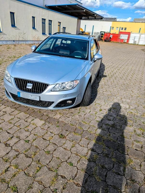Silber Gebraucht 2009 Seat Exeo Kombi | 3.300 € (Fairer Preis) - Bild 1/4