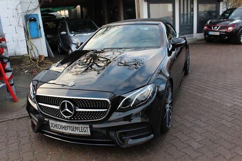 Gebraucht Mercedes E200 184 PS (135 kW) 2019 Schwarz Cabrio